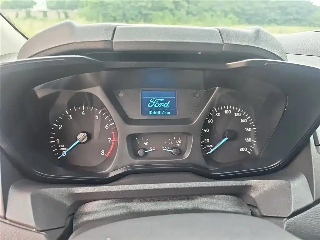 Tourneo 2020 Facelift 2.0T Automatic Elite Edition — миниатюра 4