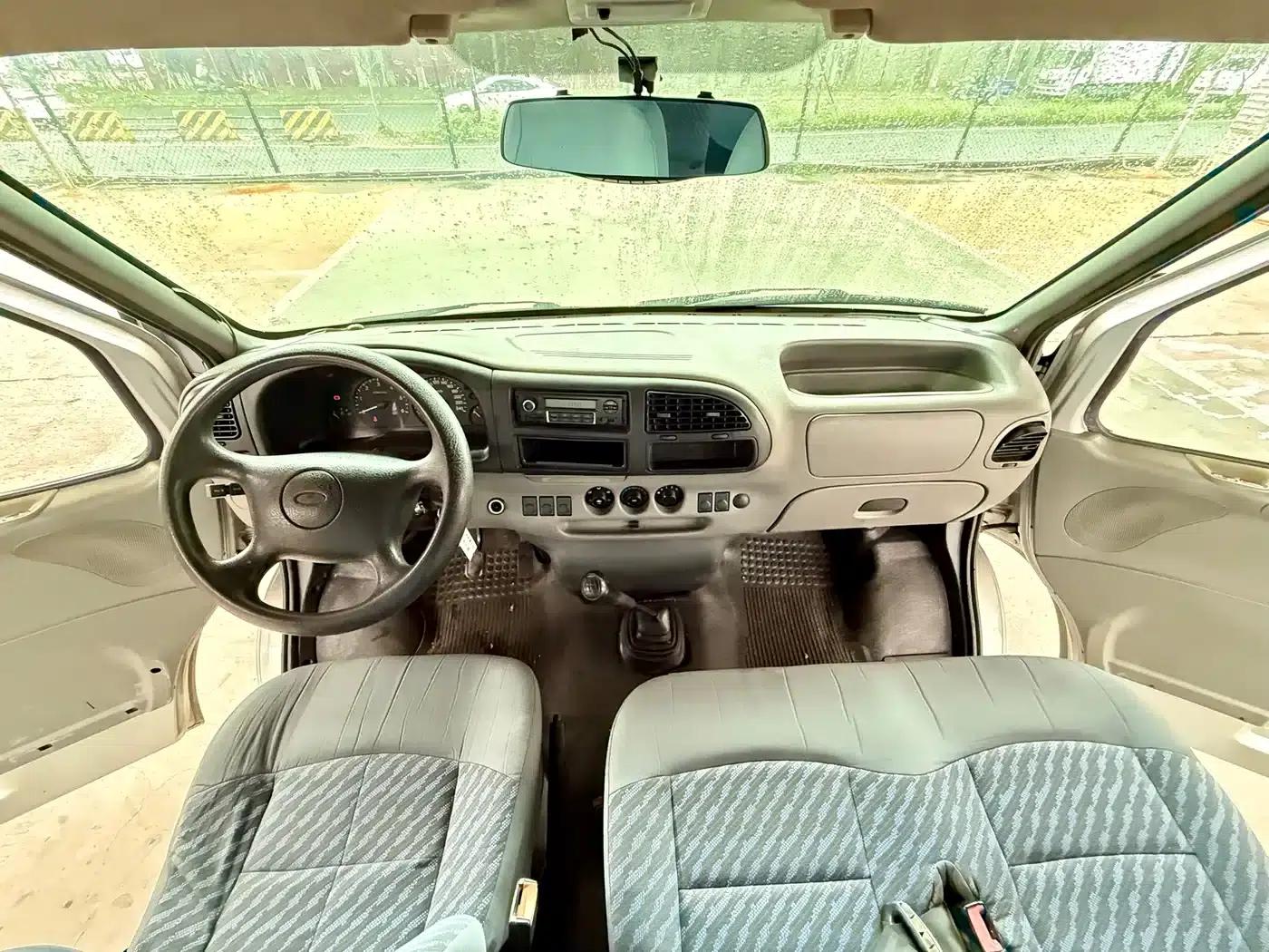 Classic Ford Transit 2016 2.8T Diesel Short Wheelbase 6-Seat Mid-Roof Multi-Purpose Vehicle JX493ZLQ4 — миниатюра 15
