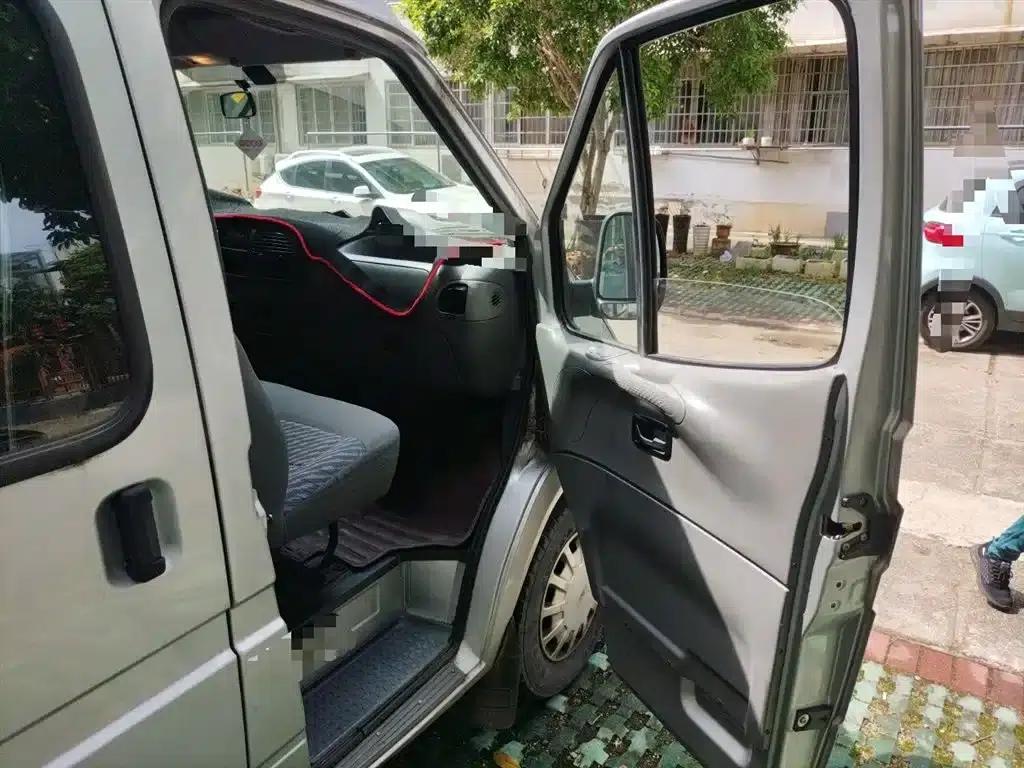 Classic Ford Transit 2013 2.8T Diesel Van, Short Wheelbase, Medium Roof, JX493ZLQ4 — миниатюра 20