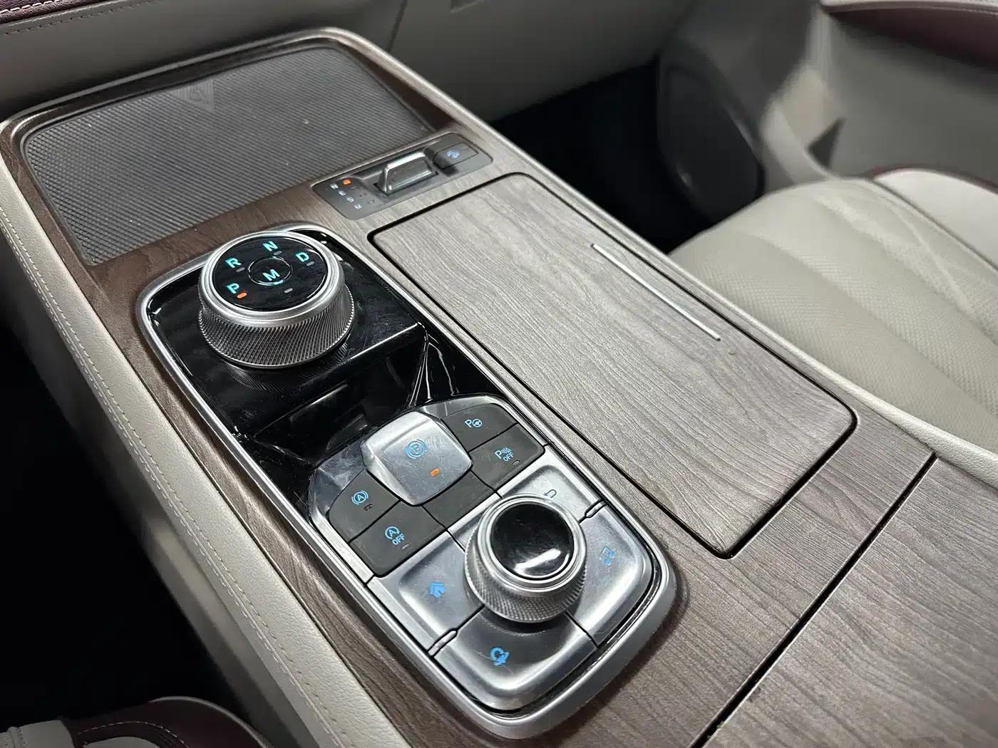Lingyu 2021 EcoBoost 225 Premium PLUS 6-seater — миниатюра 19
