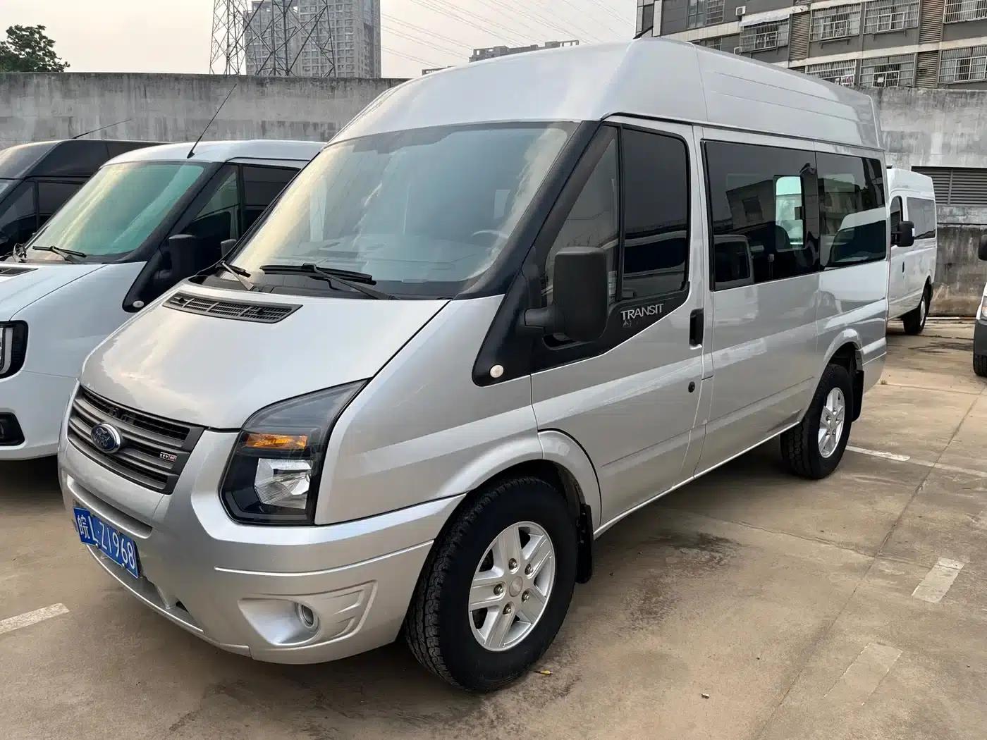 New Generation Ford Transit 2019 Model 2.2T Multi-functional Short Wheelbase Mid-roof 6-Seater (China VI Emission Standard) — миниатюра 1