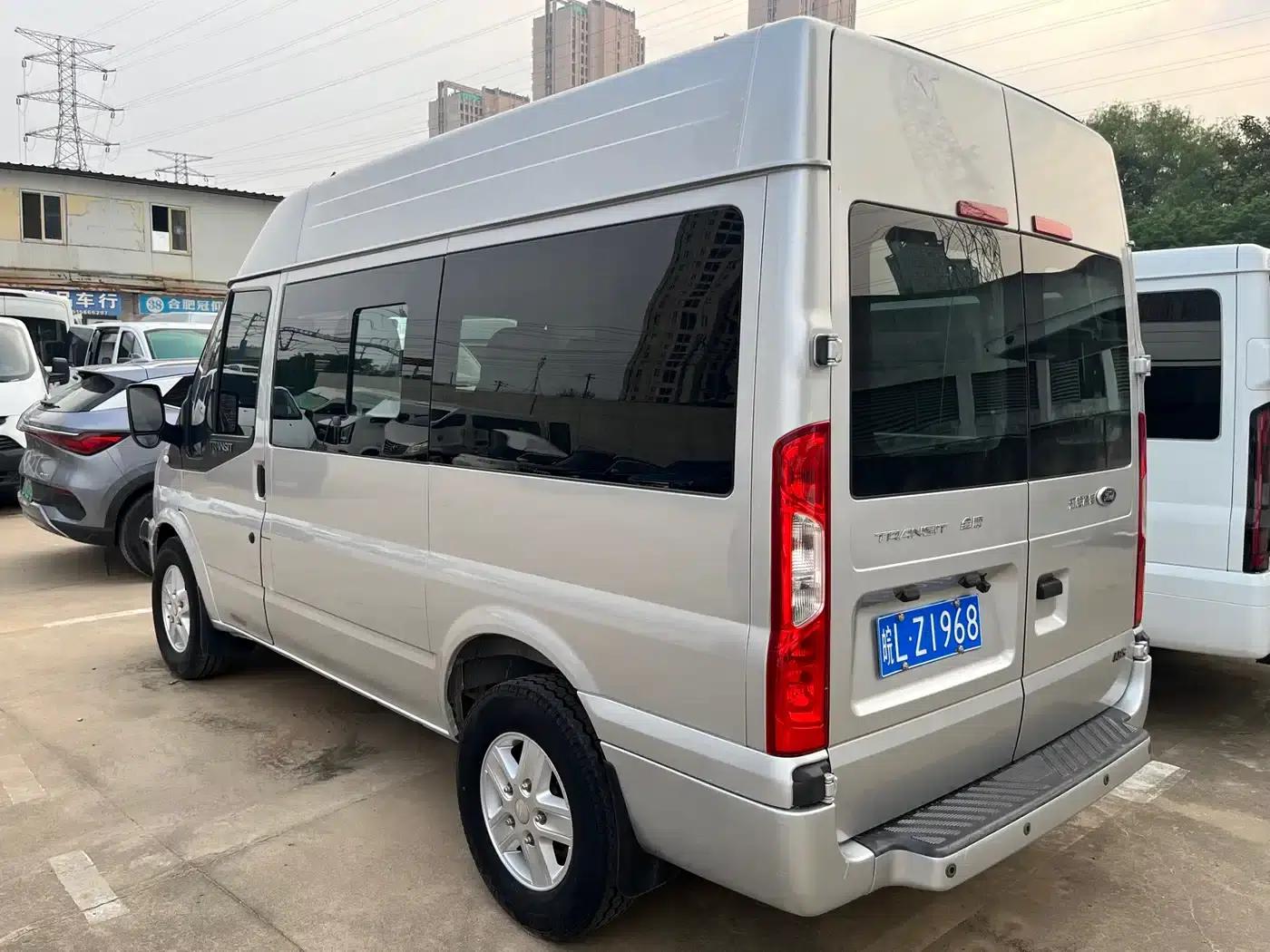 New Generation Ford Transit 2019 Model 2.2T Multi-functional Short Wheelbase Mid-roof 6-Seater (China VI Emission Standard) — миниатюра 9