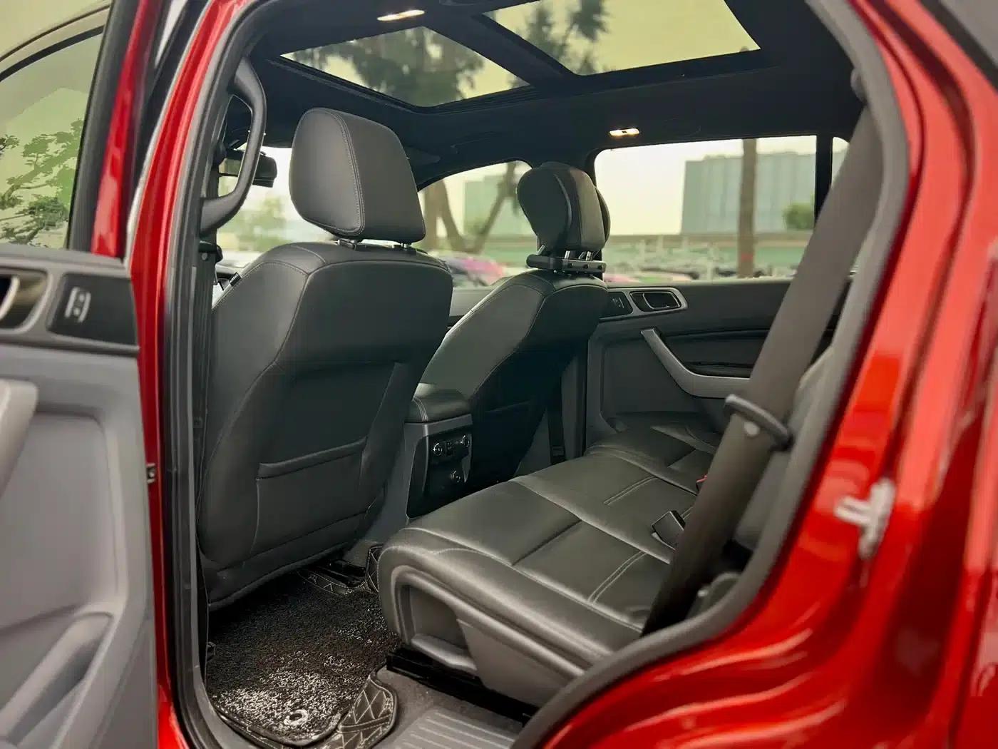 2017 Ford Everest 2.0T Gasoline Automatic 4WD Luxury Edition 5-Seater — миниатюра 21