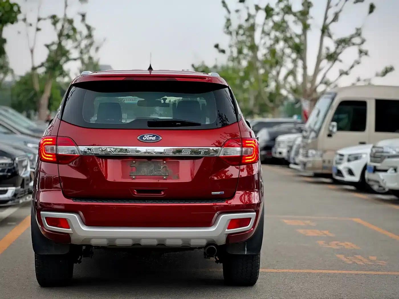 2017 Ford Everest 2.0T Gasoline Automatic 4WD Luxury Edition 5-Seater — миниатюра 7