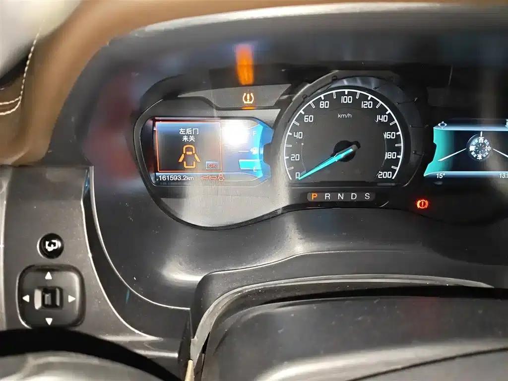 2016 Ford Everest 2.0T Gasoline Automatic 4WD Flagship Edition — миниатюра 5