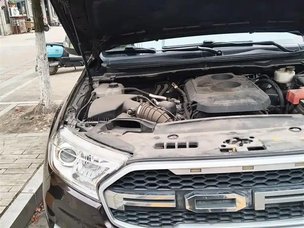 2017 Ford Everest 2.0T Gasoline Automatic 4WD Luxury 7-Seater — миниатюра 21