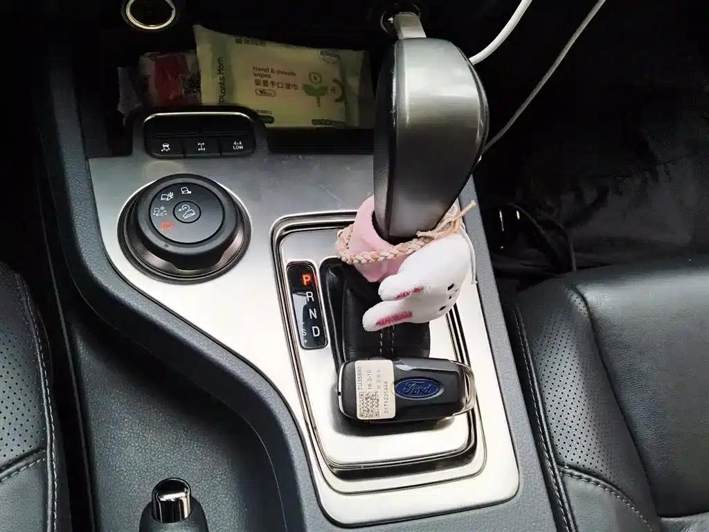 2017 Ford Everest 2.0T Gasoline Automatic 4WD Luxury 7-Seater — миниатюра 7