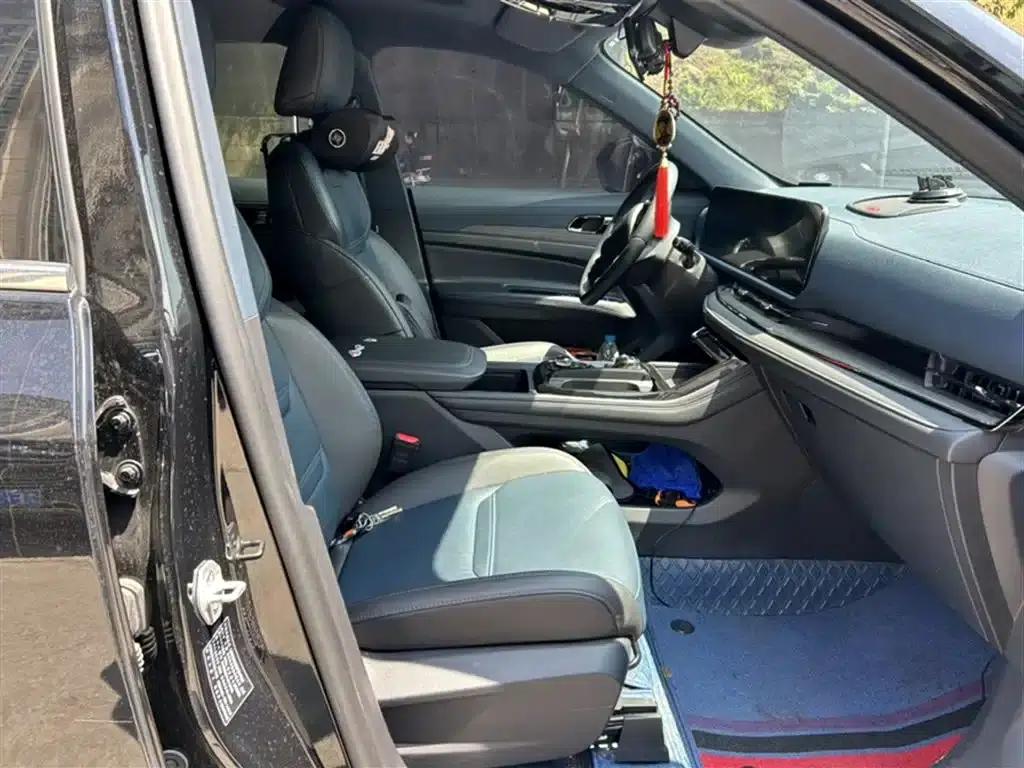 2023 EcoBoost 170 Premium Model — миниатюра 2