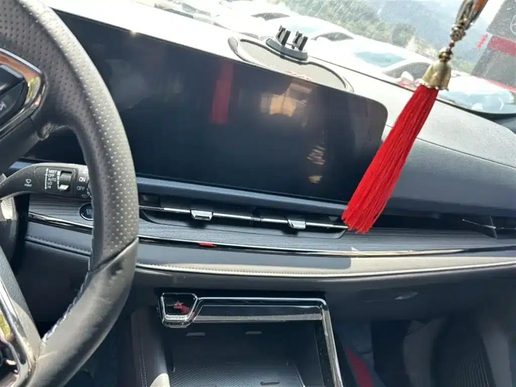 2023 EcoBoost 170 Premium Model — миниатюра 19