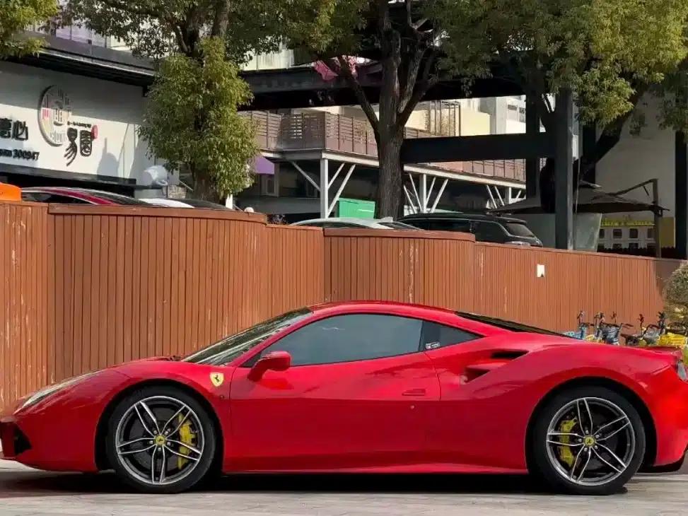 2015 Ferrari 488 GTB — миниатюра 2