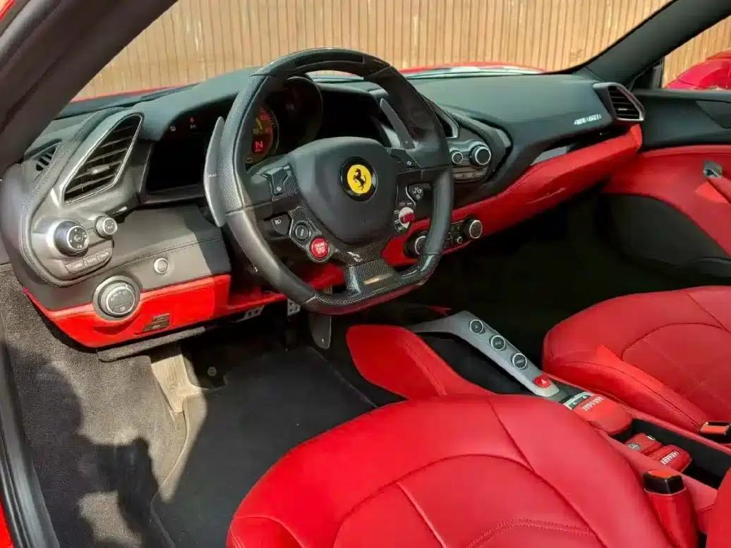 2015 Ferrari 488 GTB — миниатюра 3