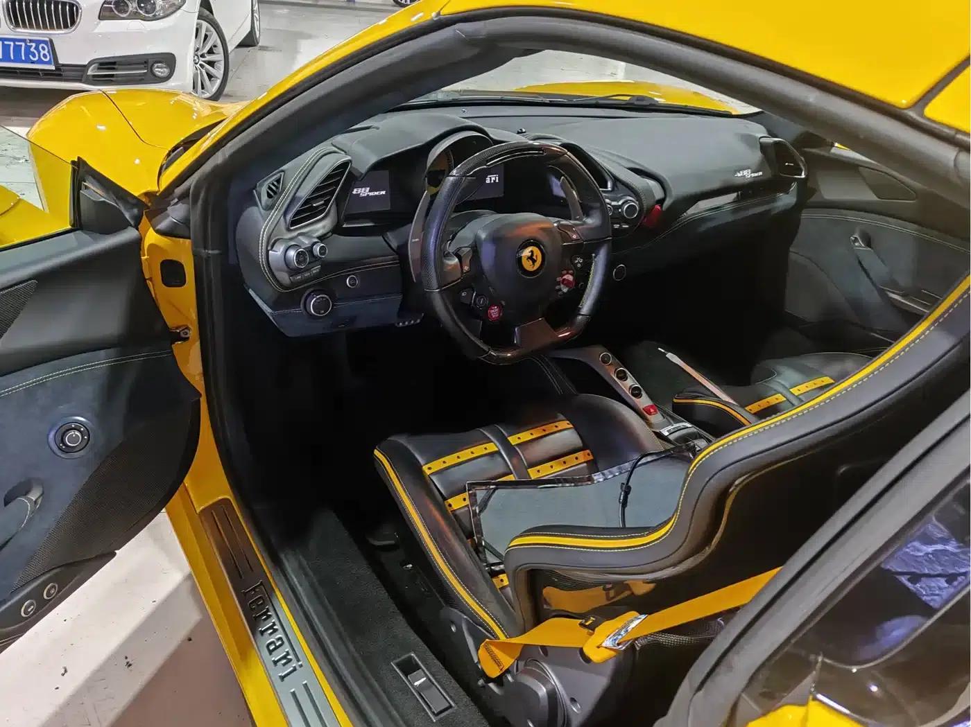 2015 Ferrari 488 GTB — миниатюра 2