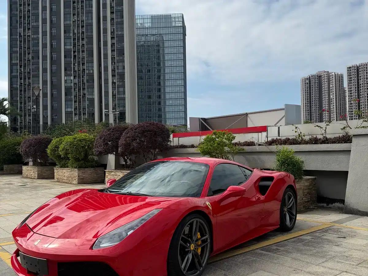 2015 Ferrari 488 GTB — миниатюра 1