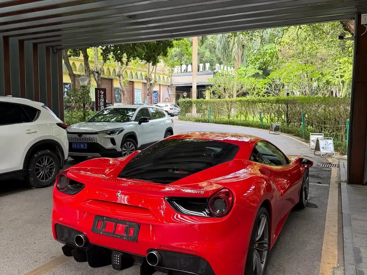 2015 Ferrari 488 GTB — миниатюра 4