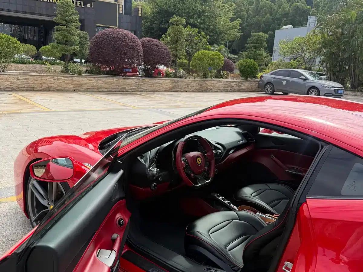 2015 Ferrari 488 GTB — миниатюра 5