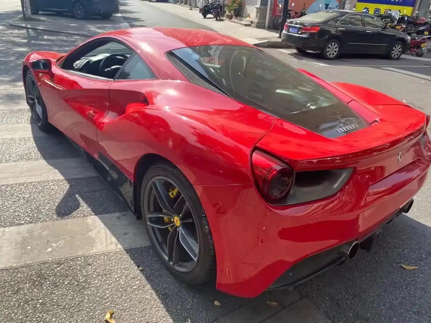 2015 Ferrari 488 GTB — миниатюра 4