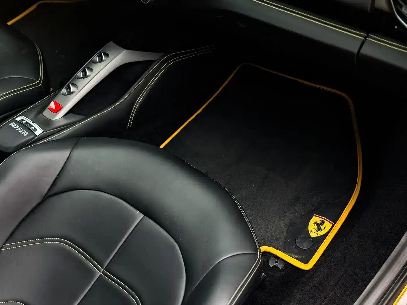 2015 Ferrari 488 GTB — миниатюра 17