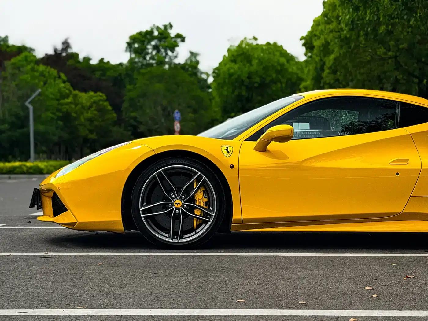 2015 Ferrari 488 GTB — миниатюра 24