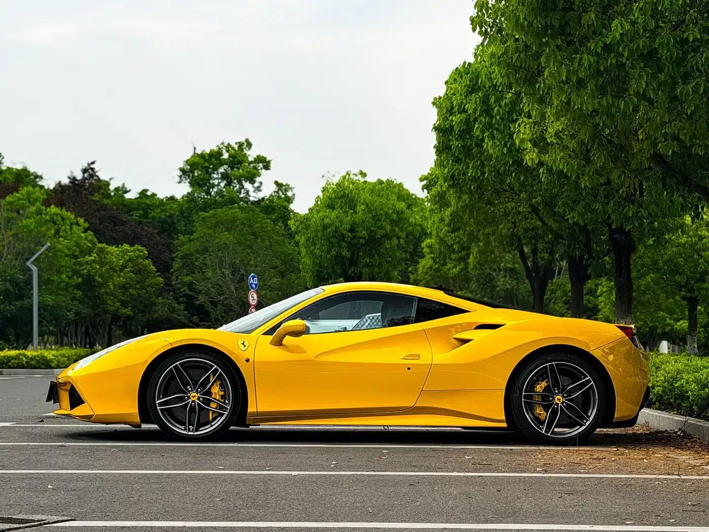 2015 Ferrari 488 GTB — миниатюра 6