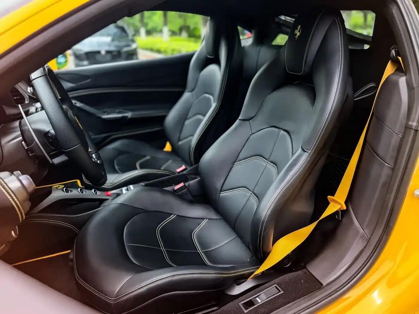 2015 Ferrari 488 GTB — миниатюра 10