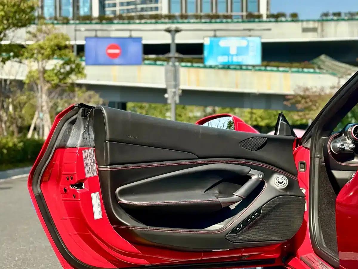 Ferrari F8 Spider 2020 3.9T V8 — миниатюра 13