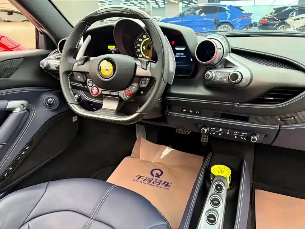 Ferrari F8 2019 Tributo 3.9T V8 — миниатюра 6