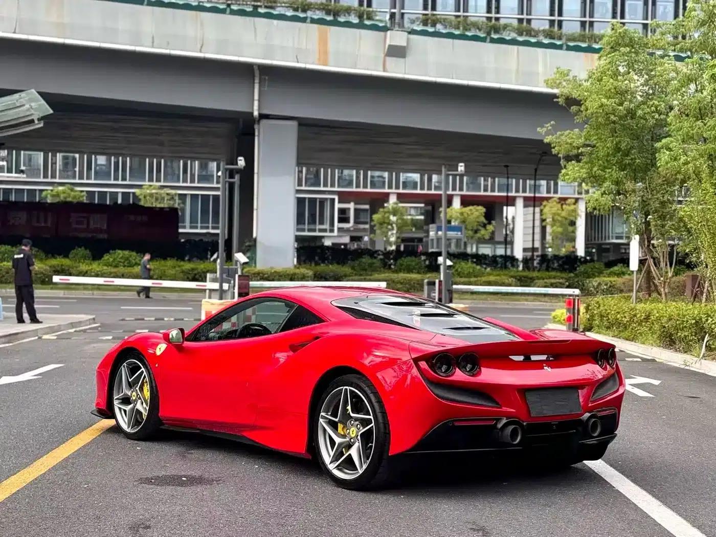 Ferrari F8 2019 Tributo 3.9T V8 — миниатюра 9