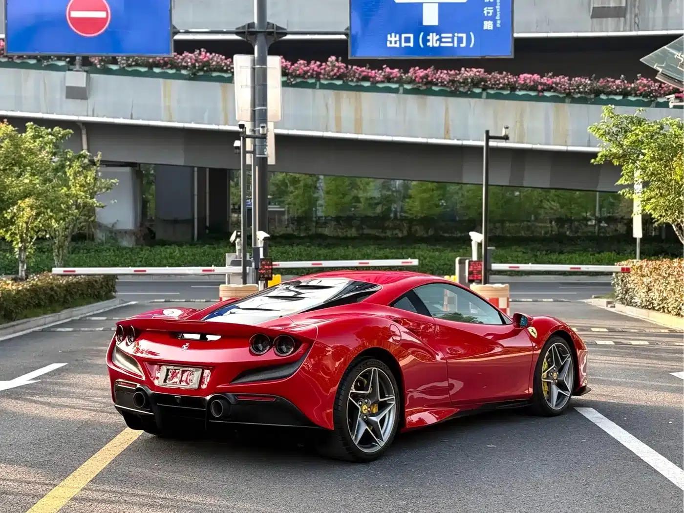 Ferrari F8 2019 Tributo 3.9T V8 — миниатюра 7