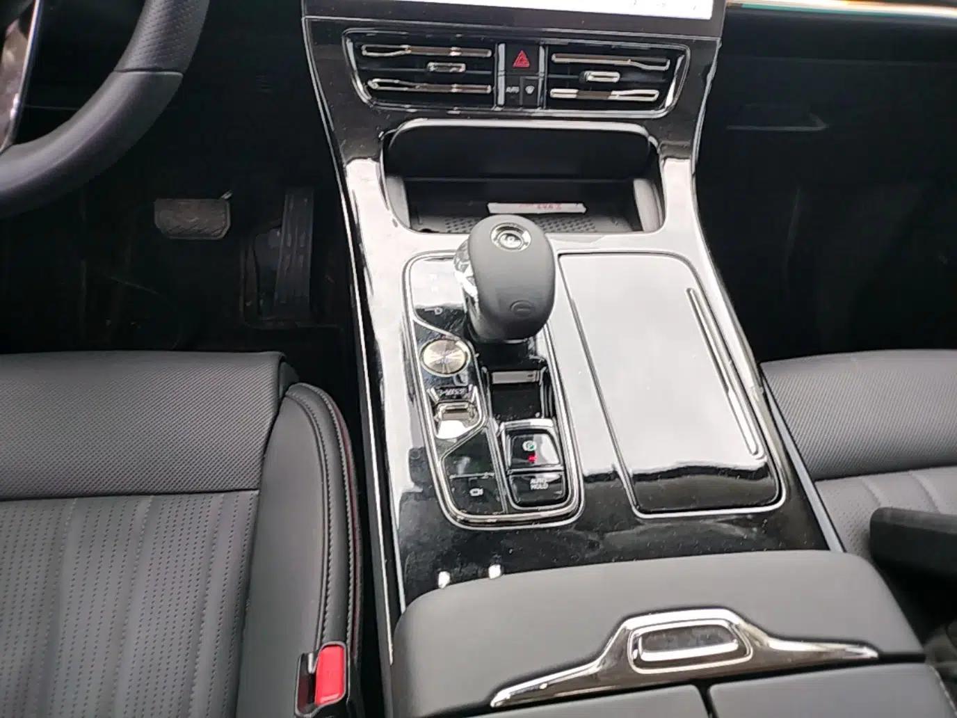 GAC Trumpchi E9 2023 E9 MAX — миниатюра 17