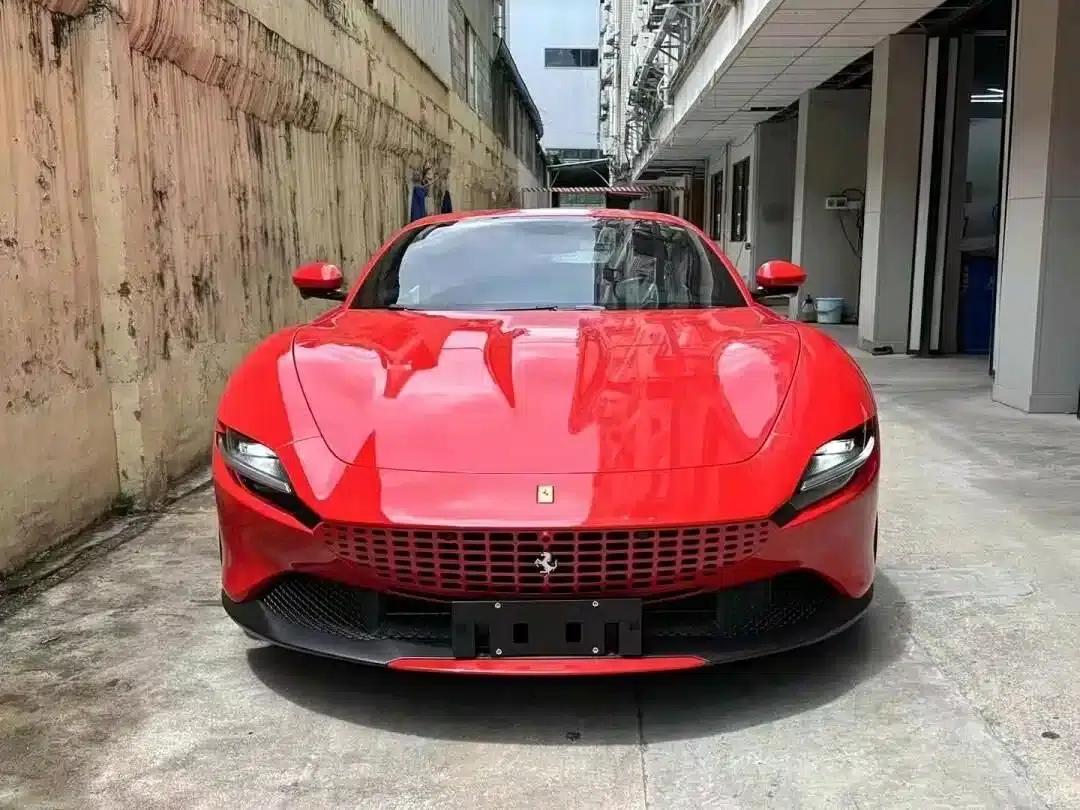 Roma 2020 3.9T V8 — миниатюра 3
