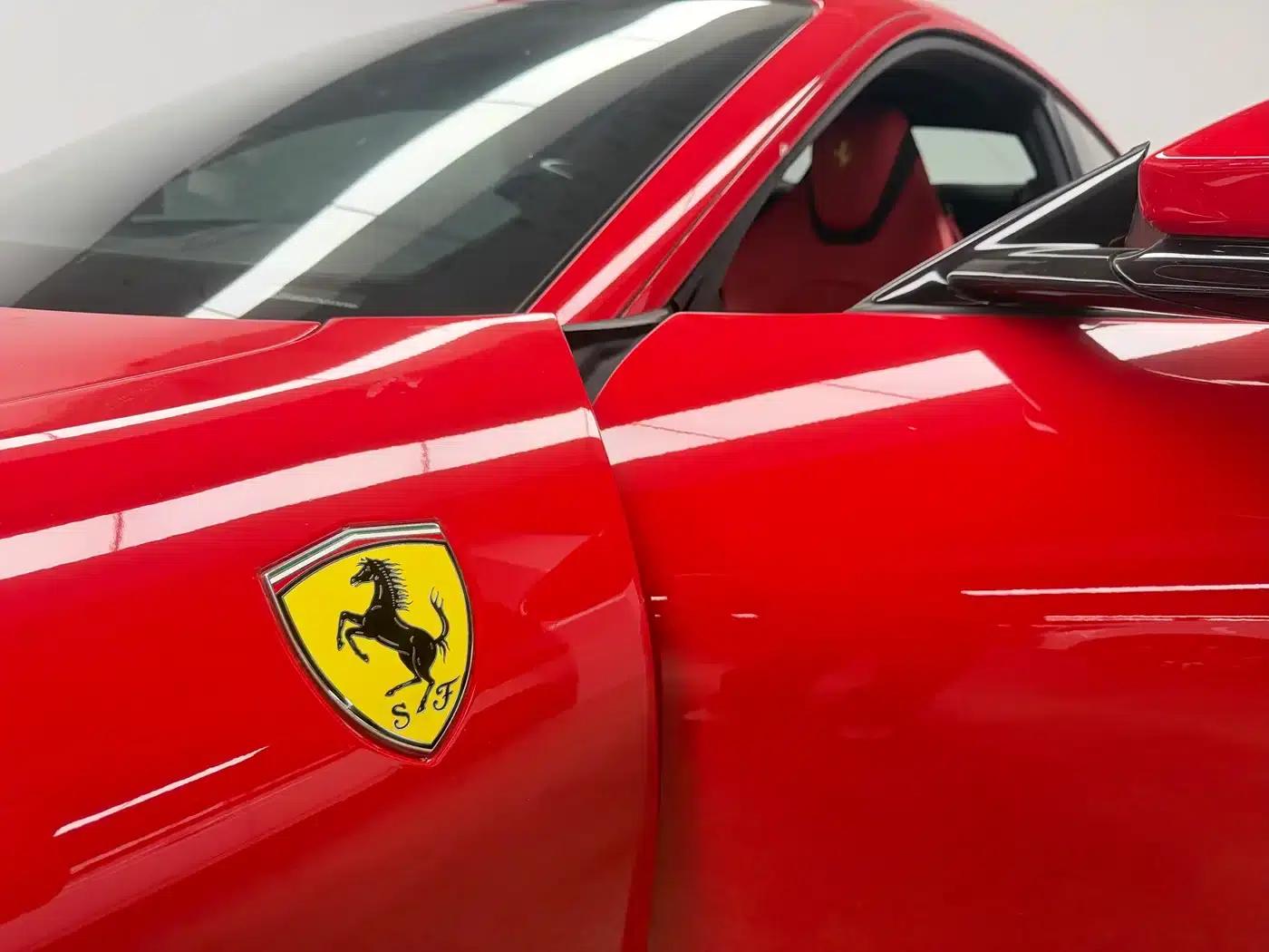 Roma 2020 3.9T V8 — миниатюра 11