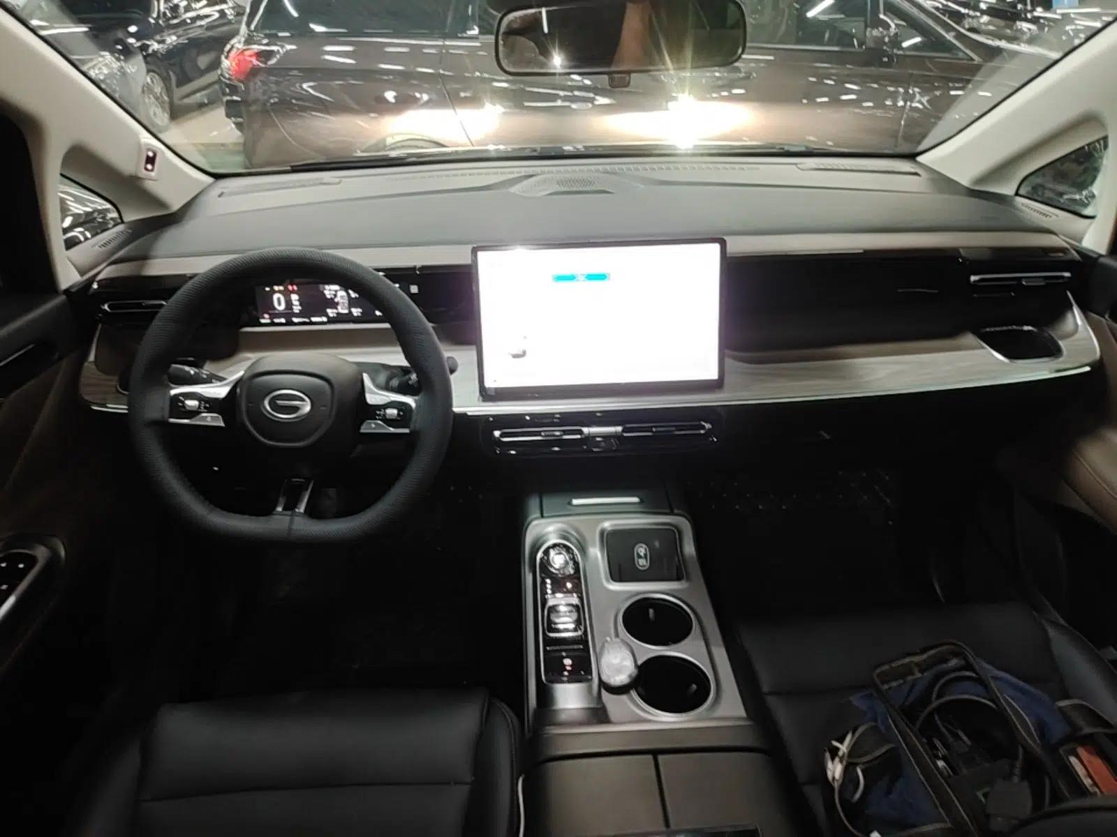 GAC Trumpchi E8 New Energy 2024 150km MAX — миниатюра 12