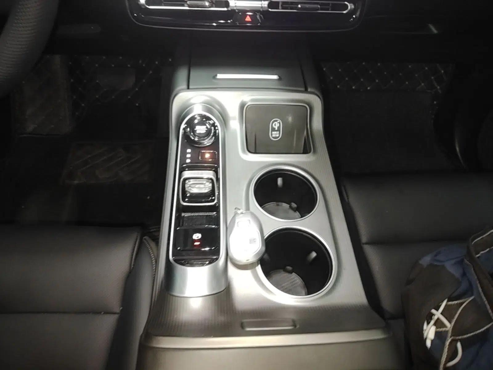 GAC Trumpchi E8 New Energy 2024 150km MAX — миниатюра 16