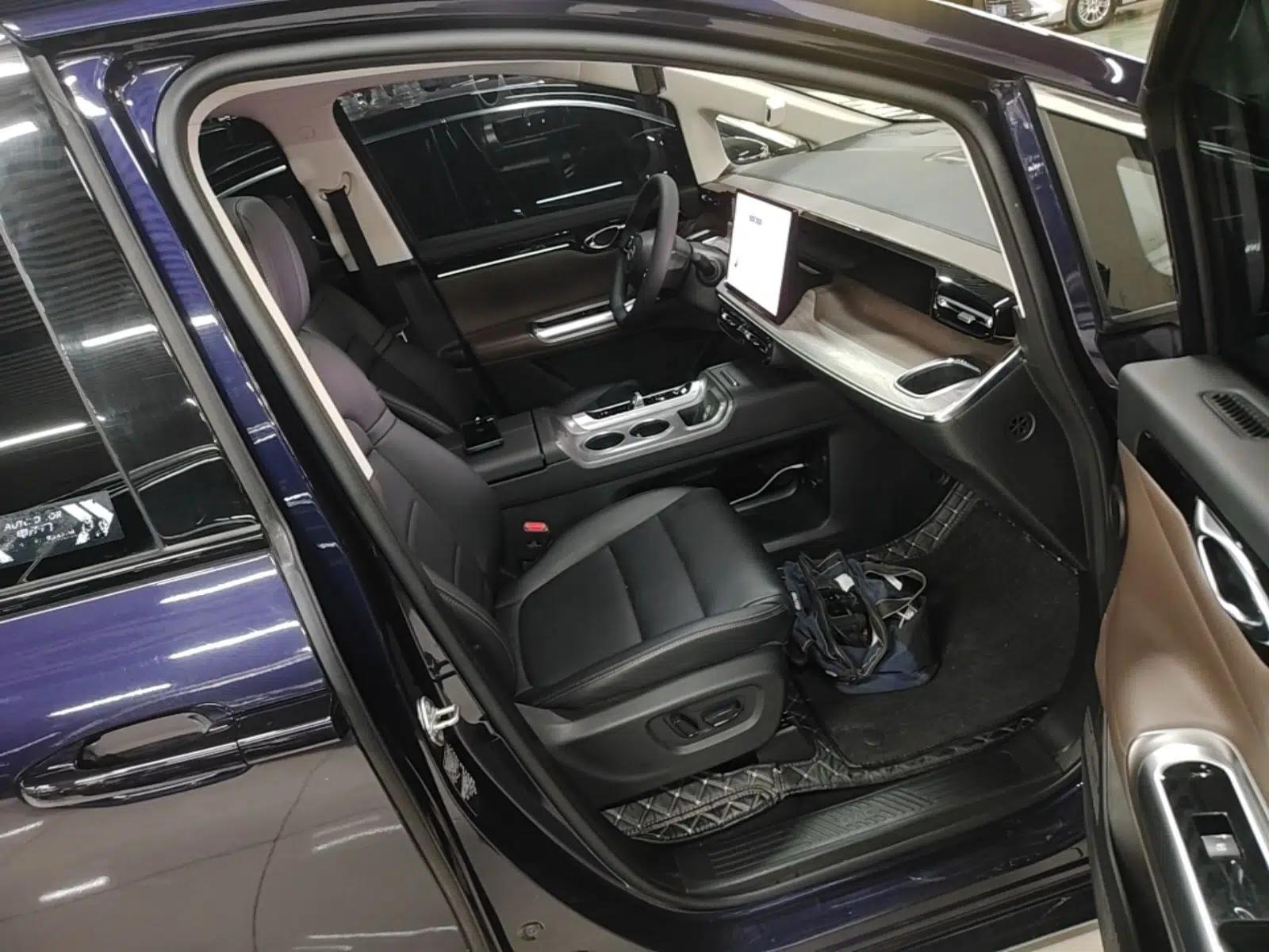GAC Trumpchi E8 New Energy 2024 150km MAX — миниатюра 23