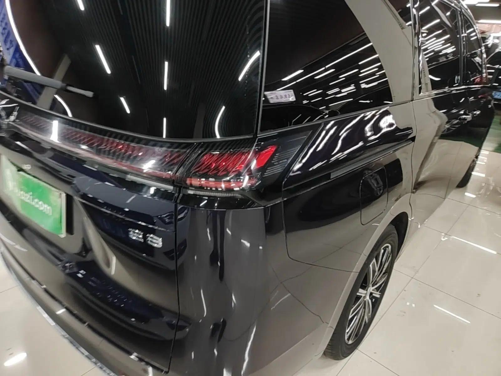 GAC Trumpchi E8 New Energy 2024 150km MAX — миниатюра 8