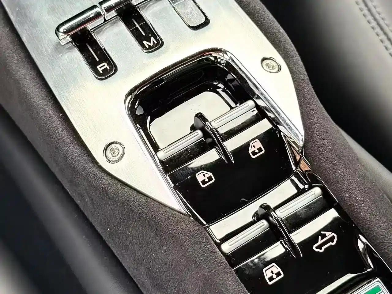 Ferrari 296 2022 3.0T V6 GTS — миниатюра 14