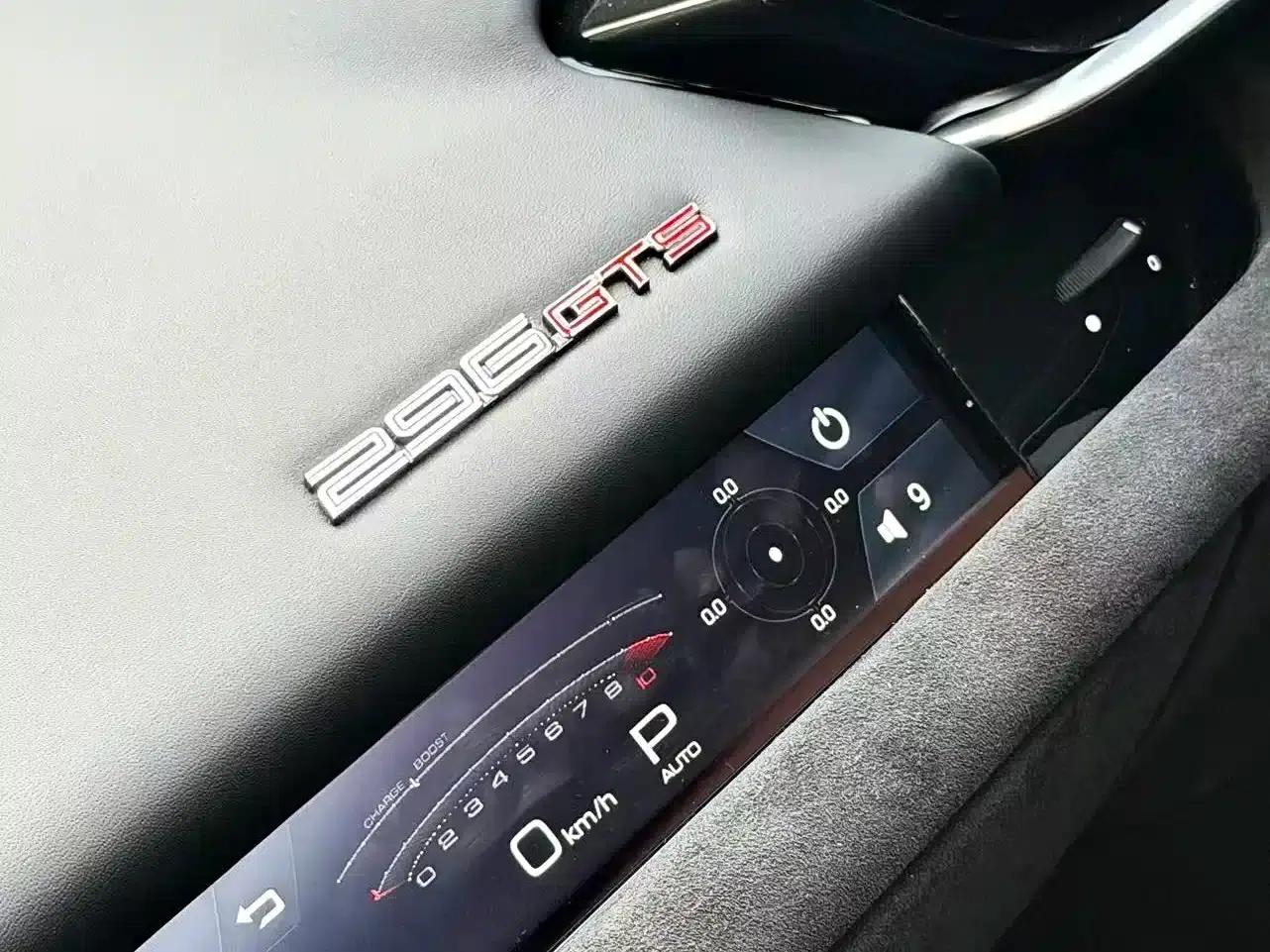 Ferrari 296 2022 3.0T V6 GTS — миниатюра 15