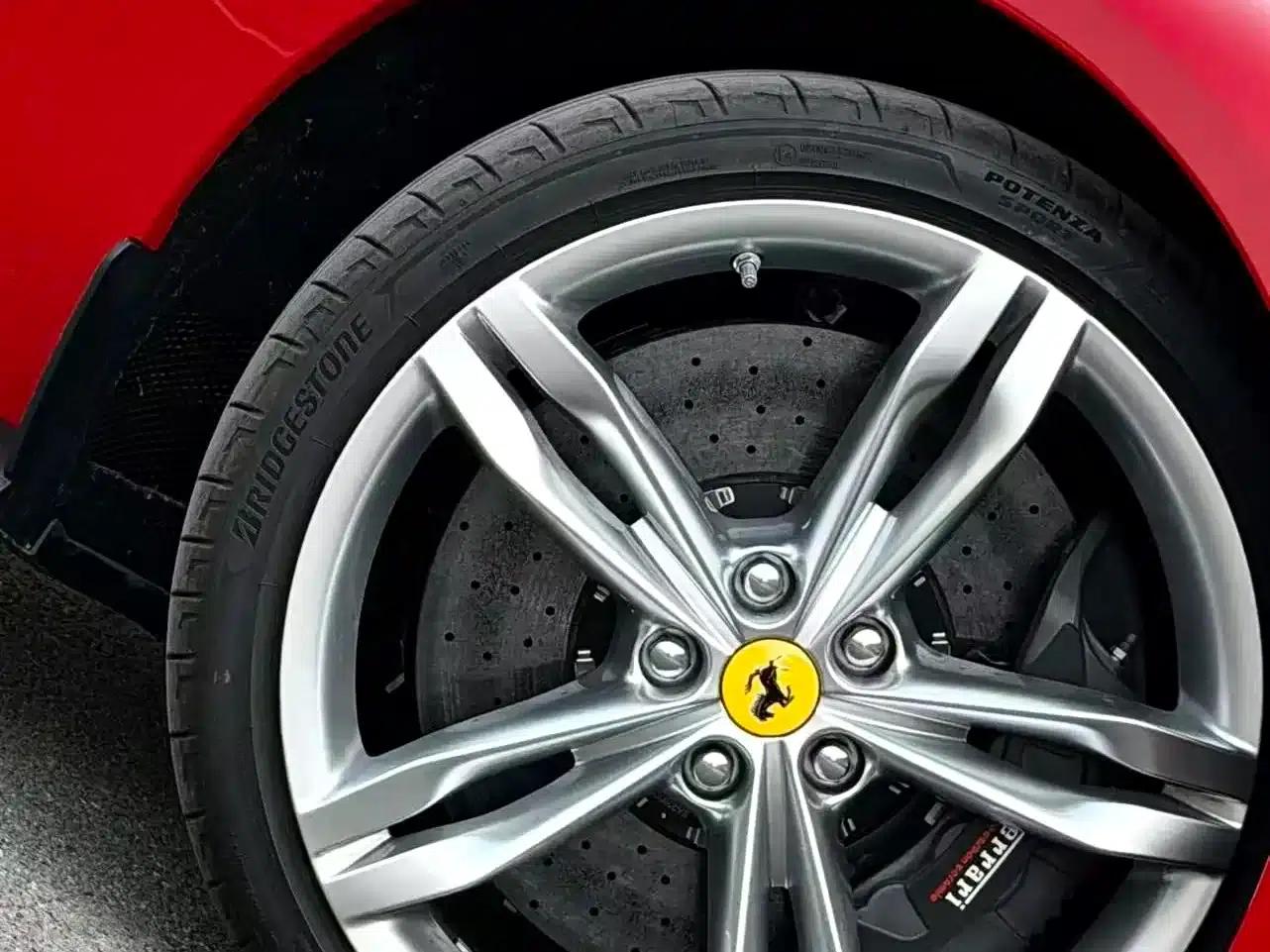 Ferrari 296 2022 3.0T V6 GTS — миниатюра 8