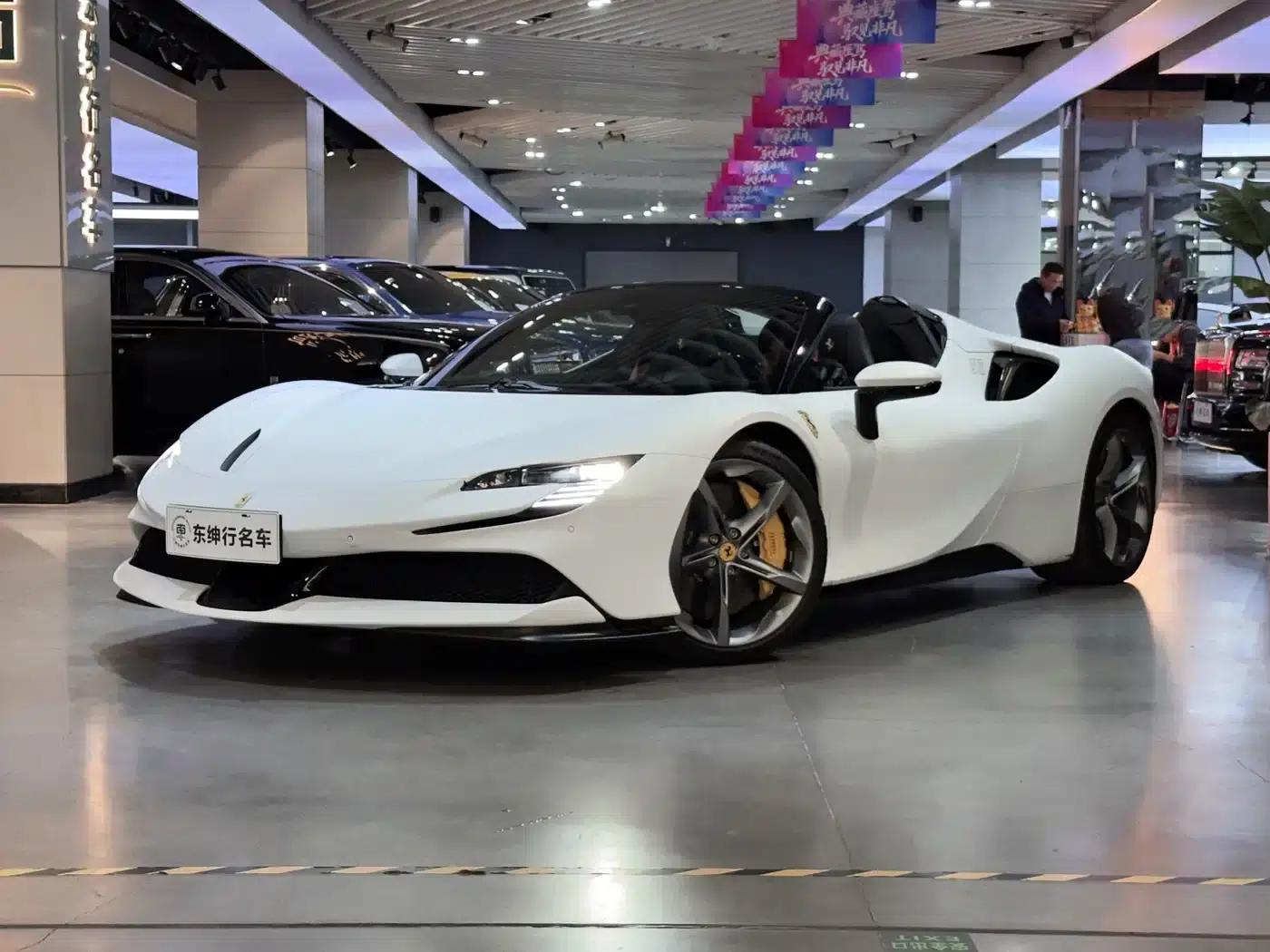SF90 2021 3.9T V8 Spider — миниатюра 1
