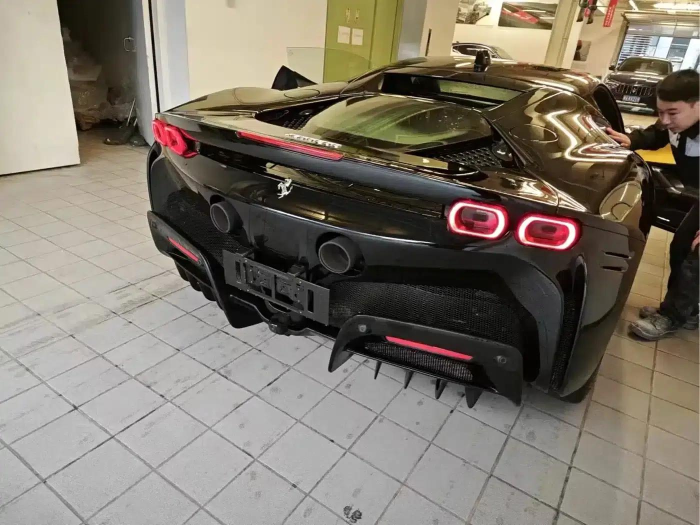 SF90 2020 3.9T V8 Stradale — миниатюра 5