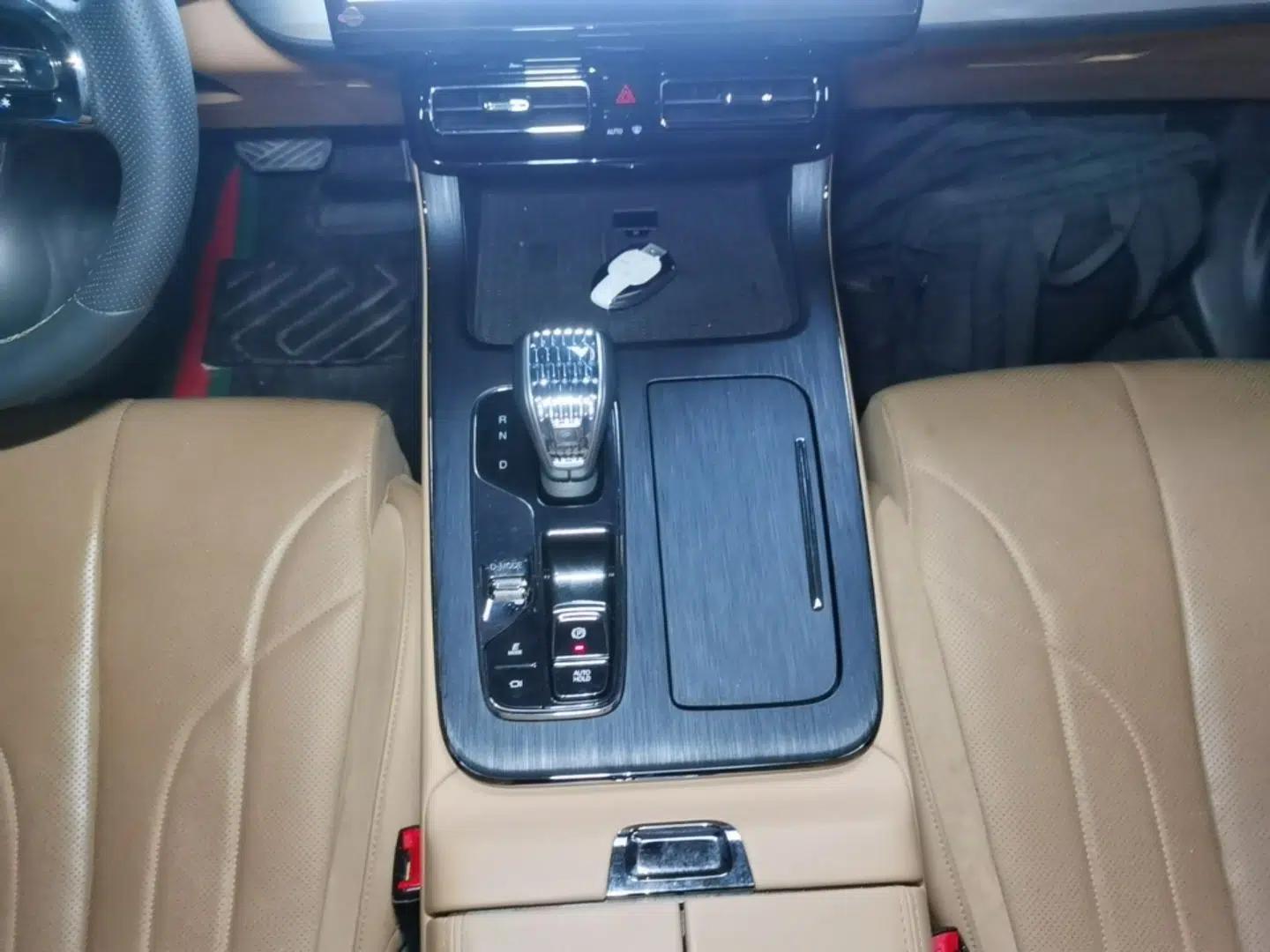 GAC Trumpchi ES9 2024 PHEV 143km Pro+ — миниатюра 16