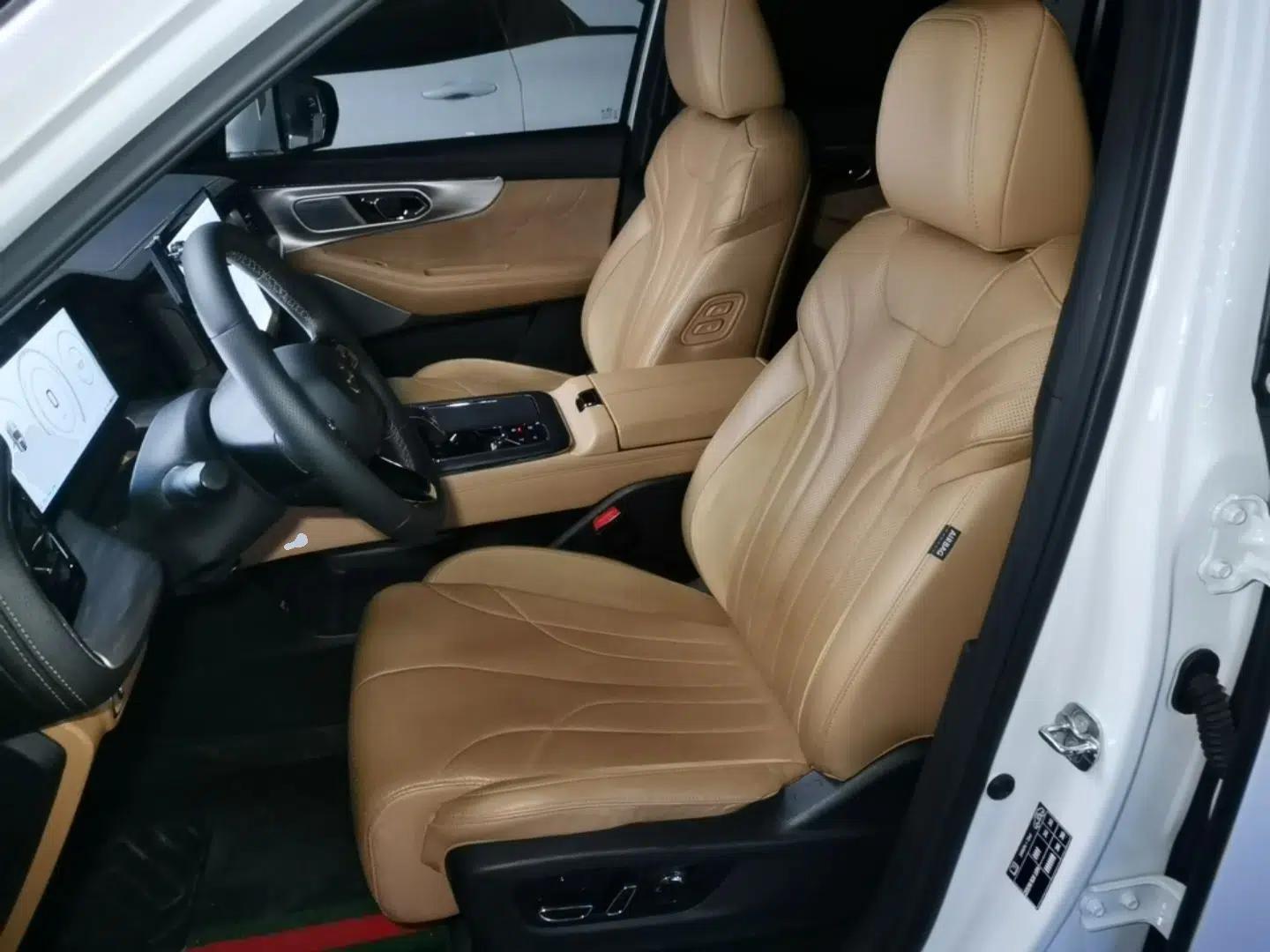 GAC Trumpchi ES9 2024 PHEV 143km Pro+ — миниатюра 17