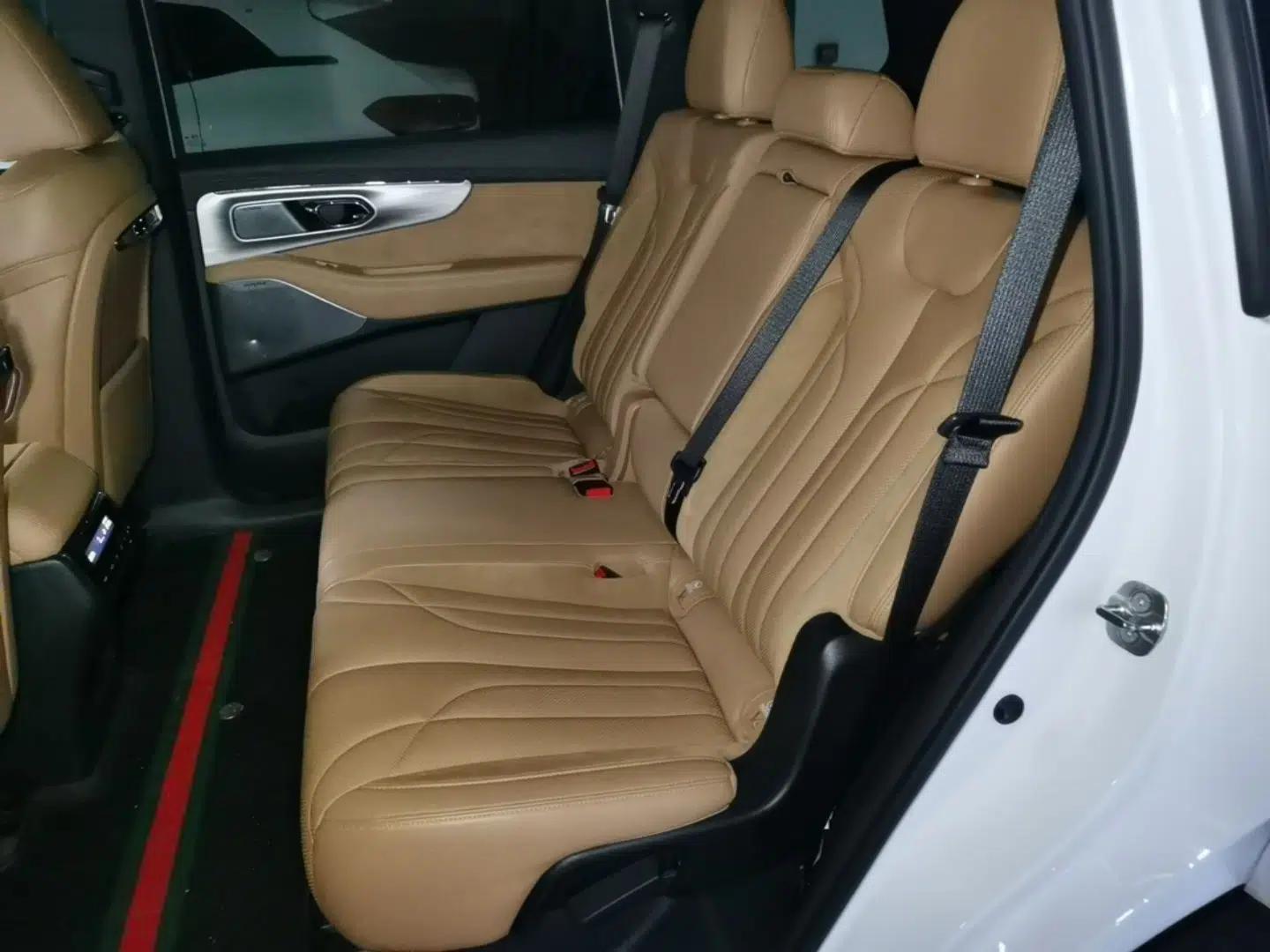 GAC Trumpchi ES9 2024 PHEV 143km Pro+ — миниатюра 19