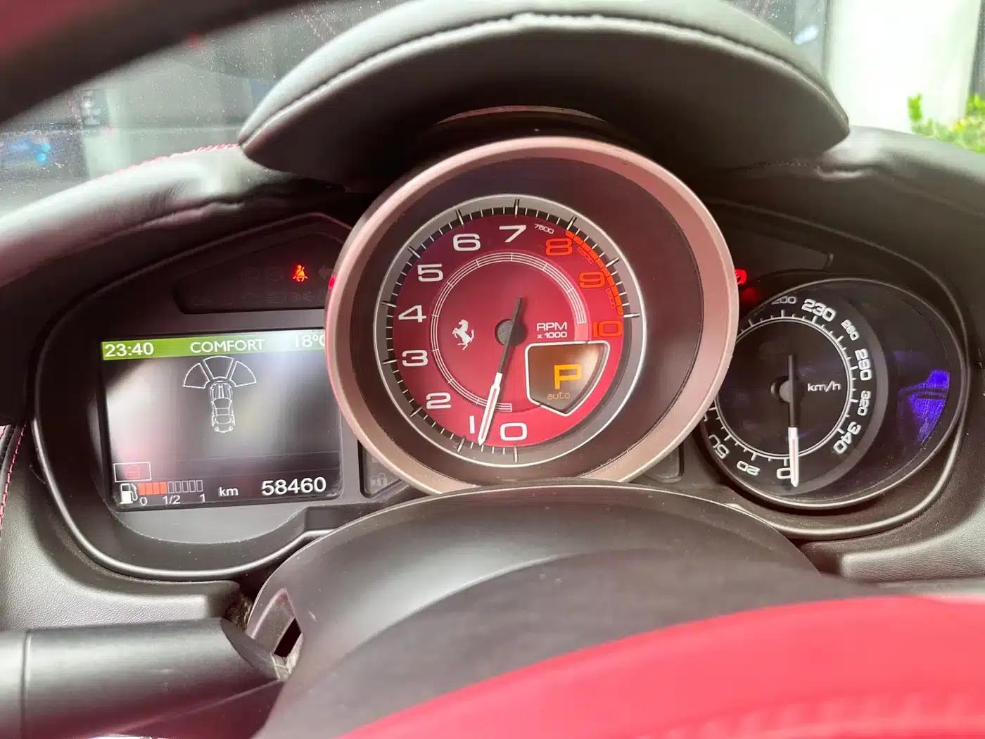 California T 2009 4.3L Standard Model — миниатюра 5