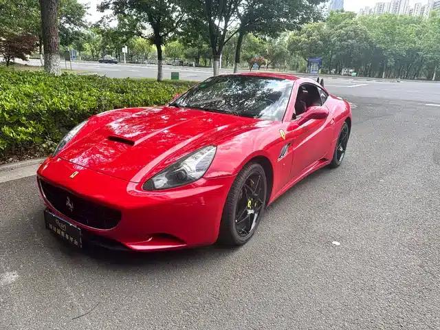 California T 2009 4.3L Standard Model