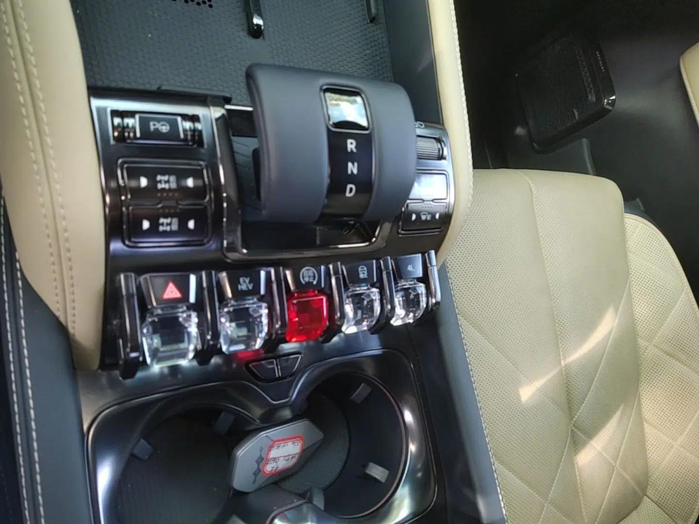 Formula Leopard 5 2023 Navigator Edition — миниатюра 16