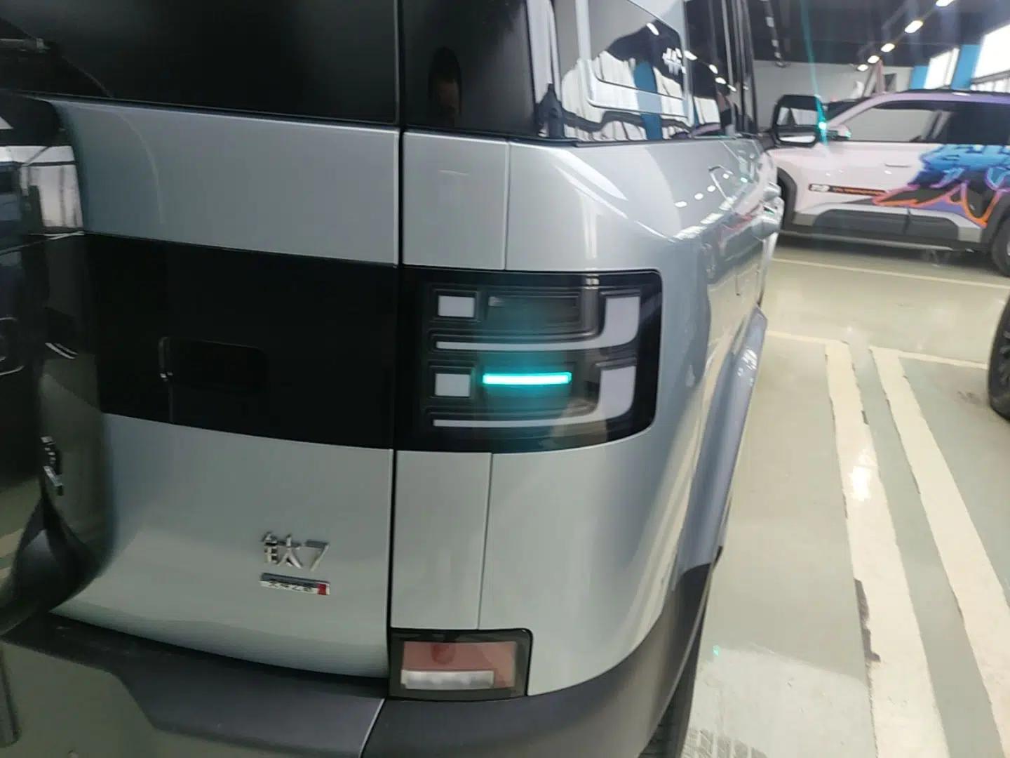 Formula Leopard Tai 7 2025 Model 190 km Four-Wheel Drive Ultra Edition — миниатюра 7