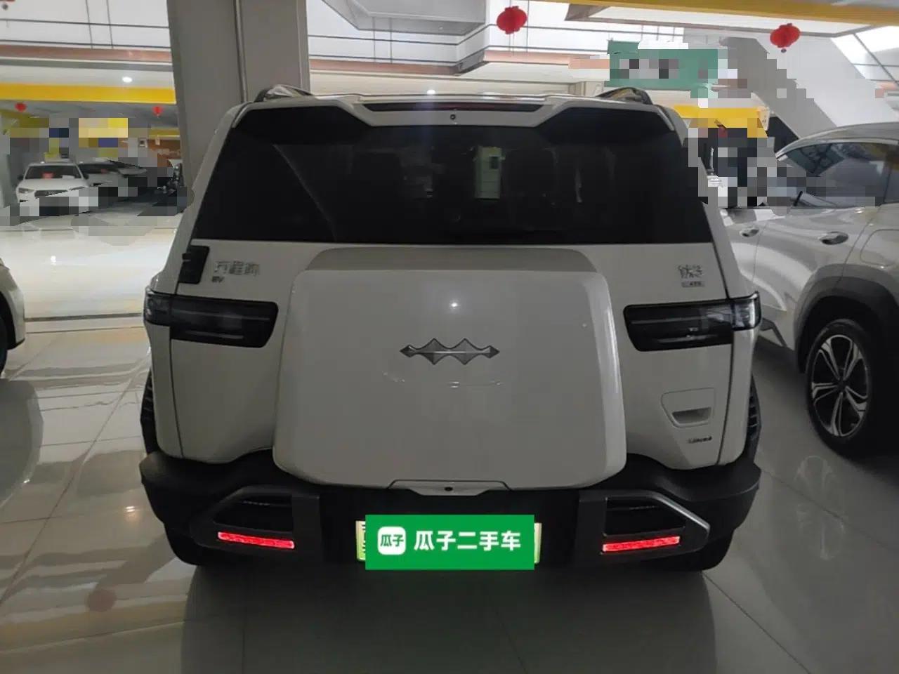 Formula Leopard Titanium 3 2025 501 km All-Wheel Drive Intelligent Driving Max Edition — миниатюра 3