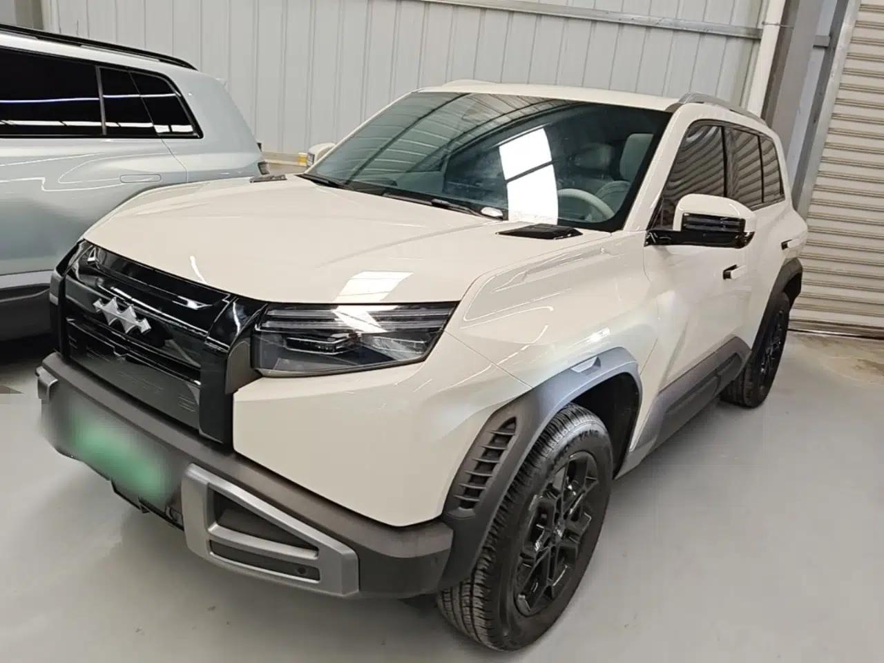 Formula Leopard Titanium 3 2025 501 km Range Rear-Wheel Drive Intelligent Driving Max Edition — миниатюра 1