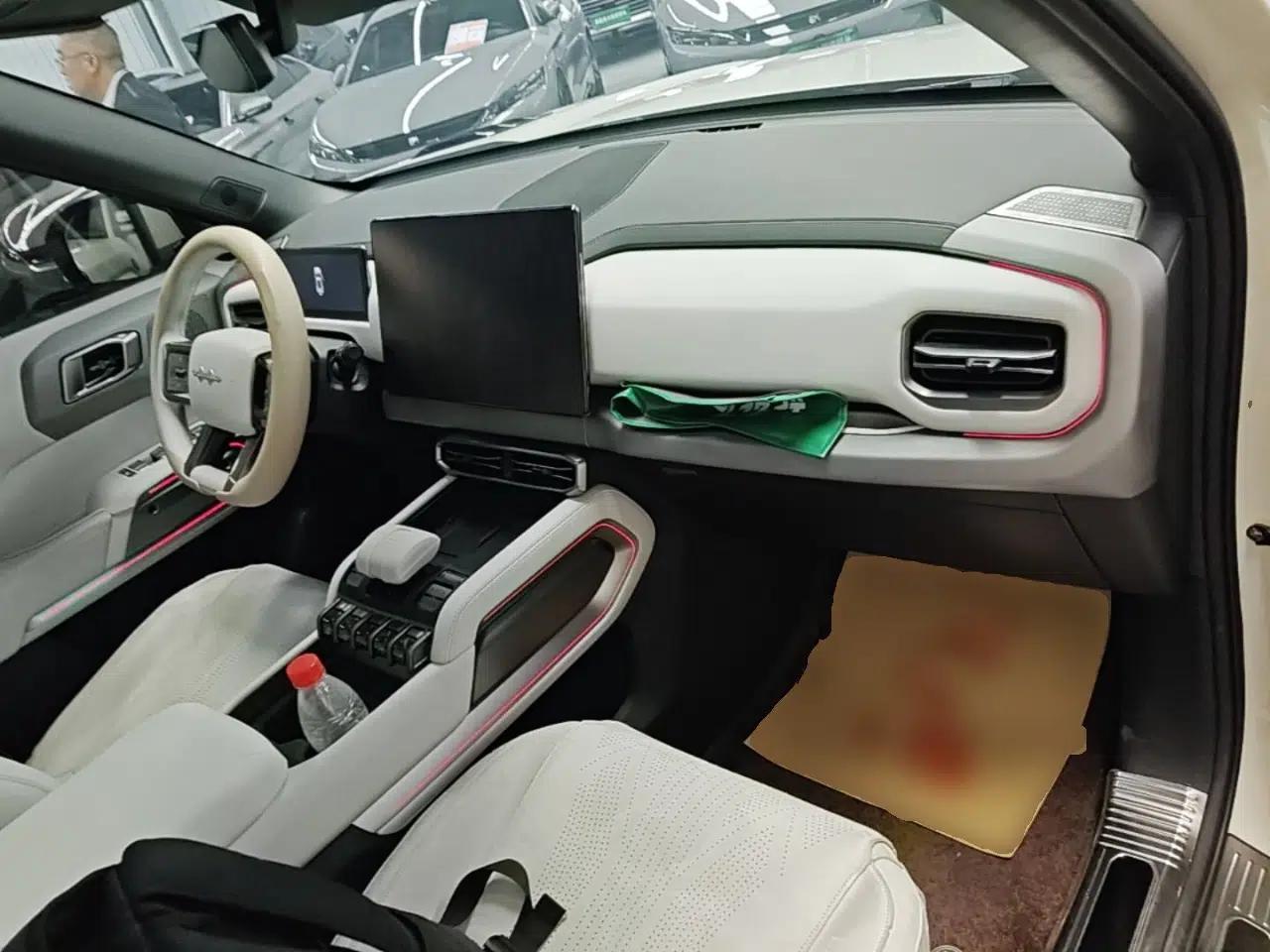 Formula Leopard Titanium 3 2025 501 km Range Rear-Wheel Drive Intelligent Driving Max Edition — миниатюра 13